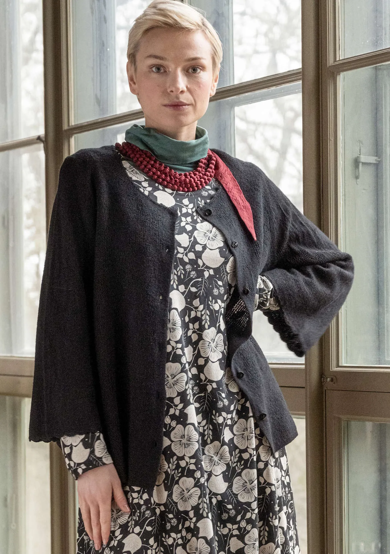 Pointelle-Strickjacke „Blomstra“ aus Bio-Wolle