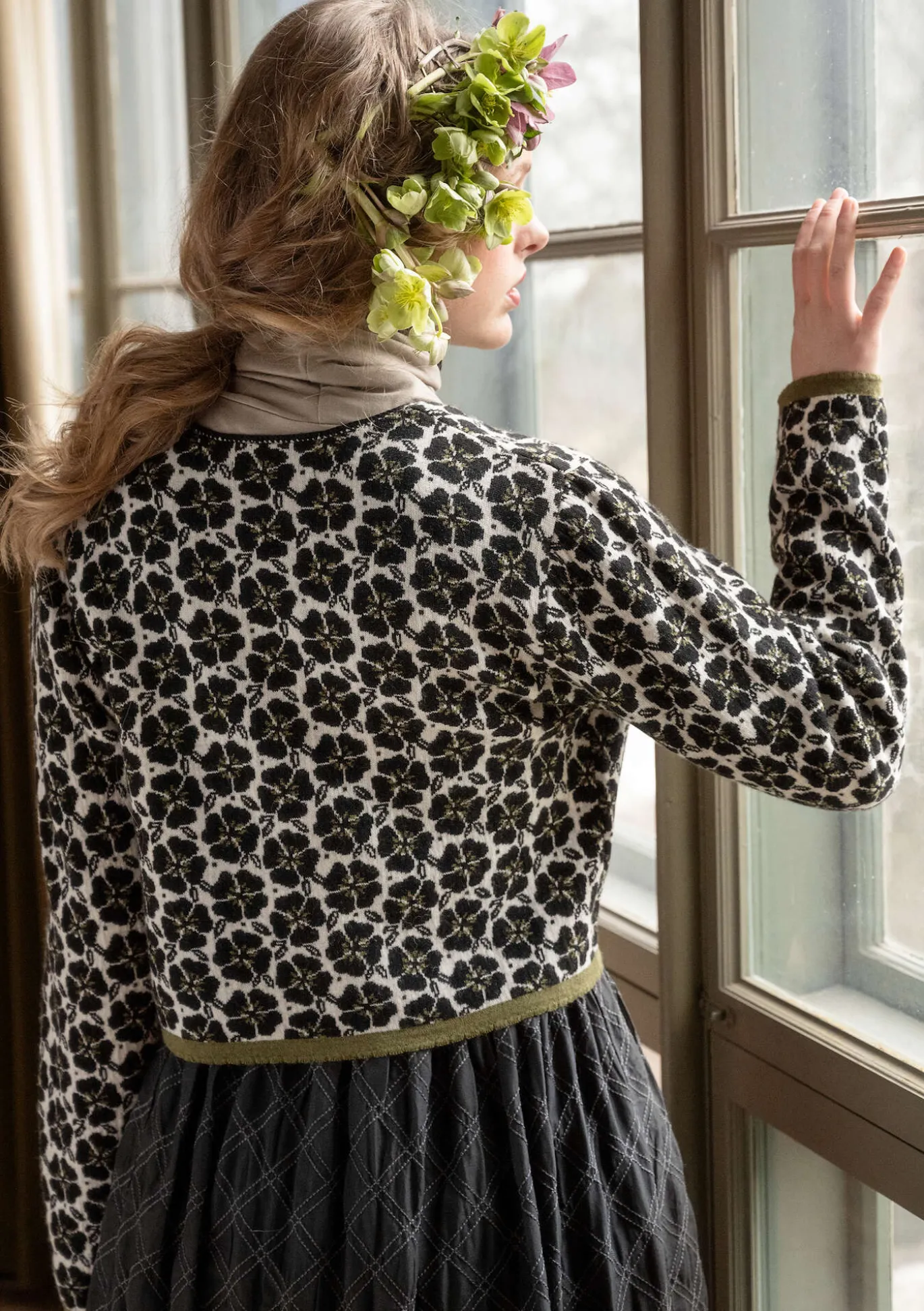 Strickjacke „Anemone“ aus Bio-Wolle