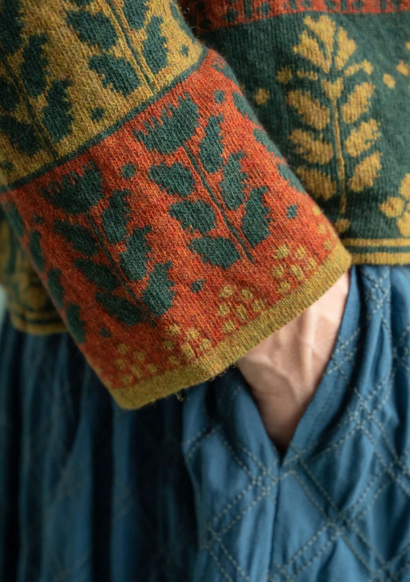 Strickjacke „Edda“ aus Recycling-Wollgemisch