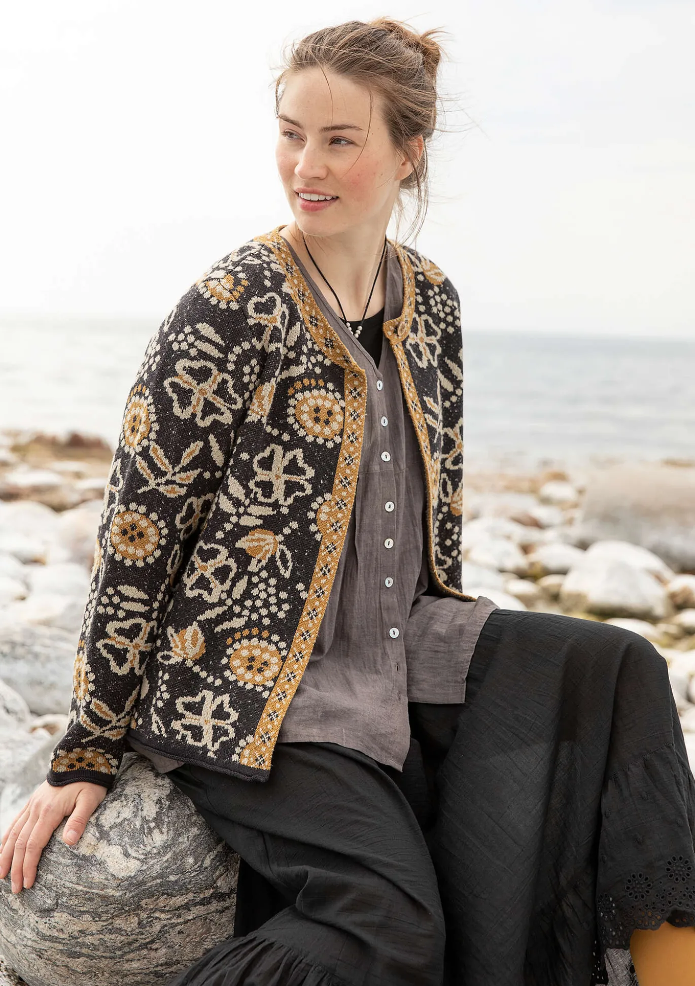 Strickjacke „Rashmi“ aus Bio-Baumwolle