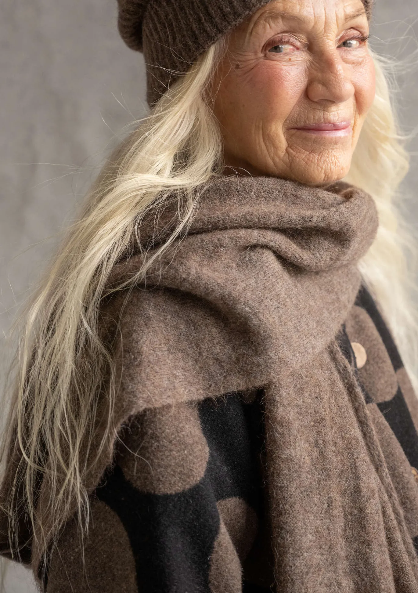 Strickschal aus Alpakagemisch